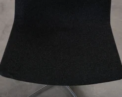 Arper Catifa 70 fåtölj svart