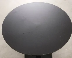Bebó Objects Octi sidobord svart