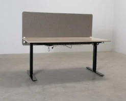 Elektriskt skrivbord med skärm 160 cm
