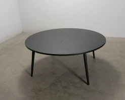 FeelDesign Tyra matbord ø 180 cm svart