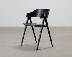 Forms & Objects Hennie matstol svart