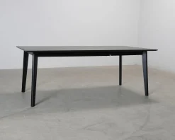 Forms & Objects Nora matbord 200 cm svart