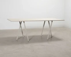 Hay Loop Stand bord beige