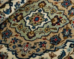 Keshan Fine orientalisk matta 194 x 298 cm