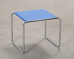 Knoll Laccio sidobord blå