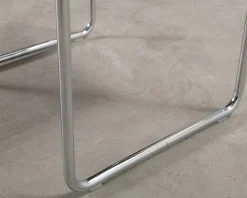 Knoll Laccio sidobord vit