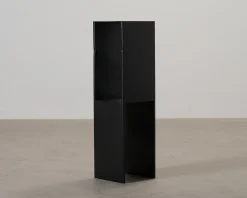 Kristina Dam Studio Pedestal sidobord svart