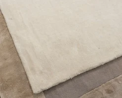 Layered Classic Solid Wool ullmatta 300 x 400 cm Bone White