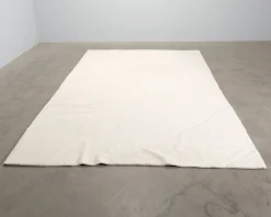 Layered Nami ullmatta 230 x 400 cm Bone White