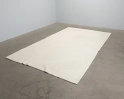 Layered Nami ullmatta 230 x 400 cm Bone White