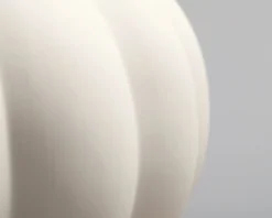 Louise Roe Balloon 03 vas Raw White