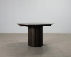 Mio Astrid matbord ø 136 cm mörkbrun