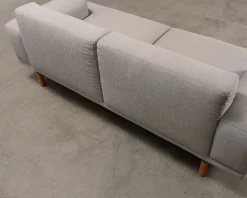 Muuto Compose 2-sits soffa grå