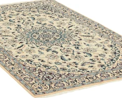 Nain 9 La orientalisk matta 117 x 186 cm