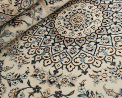 Nain 9 La orientalisk matta 152 x 264 cm