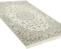 Nain 6 La orientalisk matta 131 x 203 cm