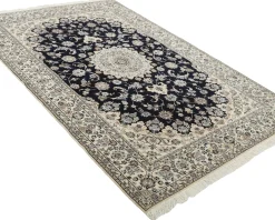 Nain 6 La orientalisk matta 155 x 240 cm