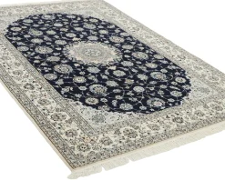 Nain 6 La orientalisk matta 160 x 231 cm