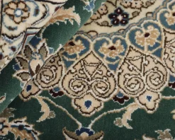 Nain 9 La orientalisk matta 155 x 244 cm