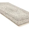 Nain 9 La orientalisk matta 195 x 308 cm