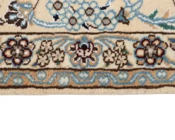 Nain 9 La orientalisk matta 195 x 308 cm