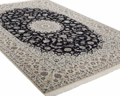 Nain 6 La orientalisk matta 210 x 311 cm