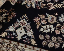 Nain 6 La orientalisk matta 209 x 311 cm