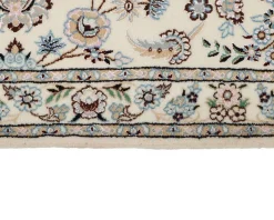 Nain 6 La orientalisk matta 210 x 308 cm