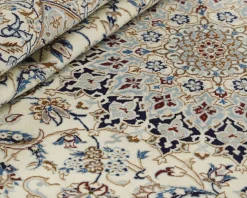 Nain 9 La orientalisk matta 248 x 349 cm