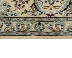 Nain 9 La orientalisk matta 241 x 349 cm