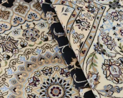 Nain 6 La orientalisk matta 247 x 308 cm