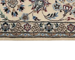 Nain 9 La orientalisk matta 202 x 305 cm