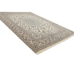 Nain 9 La orientalisk matta 292 x 395 cm