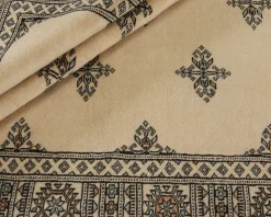 Pakistan handknotted orientalisk matta 136 x 196 cm