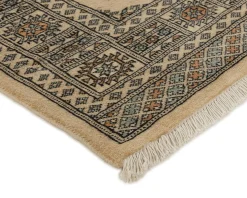 Pakistan handknotted orientalisk matta 136 x 196 cm