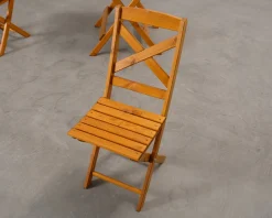 Utegrupp inkl. bord och två stolar
